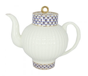 Lomonosov Imperial Porcelain Bone China Tea Pot Wave Cobalt Net 27 fl.oz/800 ml Lomonosov Imperial Porcelain Bone China Tea Pot Wave Cobalt Net 27 fl.oz/800 ml