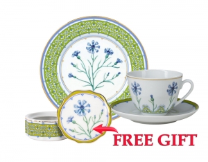 Special Offer Set: Decorative Plate and Teacup with Free Bijou Box Blue Cornflower Lomonosov Porcelain Special Offer Set: Decorative Plate and Teacup with Free Bijou Box Blue Cornflower Lomonosov Porcelain